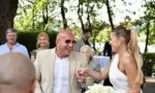 Roxana Nemeș s-a căsătorit cu un bărbat cu 11 ani mai mare decât ea. Cine e și cu ce se ocupă soțul vedetei