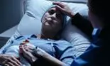 Cei ce au grijă de bolnavi de cancer vor putea cere anual un concediu plătit de 45 de zile