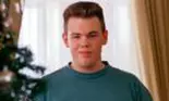 Devin Ratray din „Singur acasă' a fost arestat după ce ar fi încercat să-și sugrume iubita