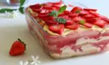 Tiramisu cu căpșuni. Rețeta unei delicioase prăjituri de vară