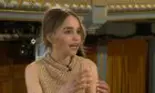 Emilia Clarke spune că îi „lipsesc” părți din creier în urma unor anevrisme