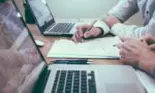 [eJobs index salarial] 4.500 de lei este salariul mediu net în vânzări, domeniul cu cele mai multe joburi disponibile în piață. Un casier câștigă aproximativ 2.400 de lei pe lună, în timp ce salariul unui manager regional poate depăși 30.000 de lei