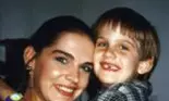 Băiatul Manuelei Hărăbor și al lui Dan Chișu a împlinit 32 de ani. Cum arată acum tânărul, care suferă de autism