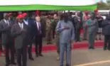 Președintele Sudanului a făcut pe el la un eveniment oficial. Întregul incident a fost filmat – VIDEO