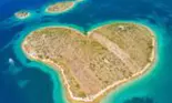 Cadou de Valentine’s Day: O parte din celebra insulă în formă de inimă din Croația este de vânzare