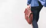 Sondaj eJobs: Așteptările salariale prea mari, angajările „pe pile' sau lipsa de încredere în veridicitatea anunțurilor de angajare sunt cele mai mari frici ale românilor atunci când vor să-și schimbe jobul. Aproape 6 din 10 respondenți și-au schimbat locul de muncă cel puțin o dată în ultimii doi ani