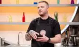 George Găină, românul care i-a gătit lui Leonardo DiCaprio, participă la „Chefi la cuțite'. Povestea concurentului care a muncit în Germania