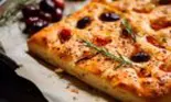 Rețeta de foccacia a lui Jamie Oliver