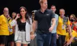 Meghan Markle și Prințul Harry, gesturi false și demonstrative de dragoste la Dusseldorf