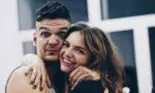 Apariția rară a iubitei lui Tudor Chirilă la un eveniment. Cu ce se ocupă Iulia Mîzgan, care are doi copii cu artistul