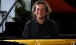 Pianistul Horia Mihail: „Dacă luăm viețile fiecăruia dintre noi, observăm un lucru comun. Niciodată traiectoria nu este rectilinie în sus, este o sinusoidă”