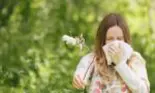 Alergia la ambrozie, explicată de un medic celebru