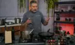 Povestea lui Alexandru Sautner de la „Chefi la cuțite'. Acum are mare succes, însă și-a început cariera în bucătărie, spălând vase