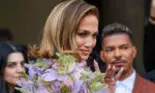 Este rochia lui JLo? Fiica lui Ben Affleck, Violet, a fost văzută purtând rochia mamei vitrege Jennifer Lopez