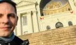 Mesajul sincer al lui Dan Negru de Sfânta Parascheva: „Recunosc, sunt un «pupător de moaște» așa cum sunt batjocoriți cei mulți care merg la Iași'