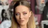 Delia, costum controversat din pungi de rafie. Internauții au făcut glume pe seama ei. „Visul meu este să le văd întinse la uscat'