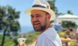 Imagini rare cu soția și copiii lui Cosmin Seleși, din vacanța în Bali. Actorul și-a aniversat partenera. „La mulți ani, iubita mea!'