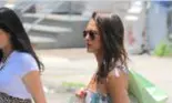 Jessica Alba iubește din nou. Abia a anunțat divorțul, dar deja a fost surprinsă în brațele unui actor, cu 12 ani mai tânăr ca ea