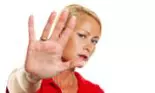Cum să îţi depășești frica de critică și respingere. 5 pași simpli pentru o încredere de fier
