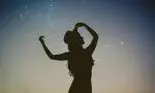 Horoscop mâine, 7 noiembrie 2025: zi a echilibrului cosmic. Berbec – revelație, Fecioară – noroc curat, Vărsător – veste neașteptată