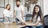Salariile devin transparente: 70% dintre joburile entry-level afișează deja veniturile oferite