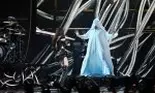 Cine este femeia misterioasă în alb care a cântat alături de Alexandra Căpitănescu pe scena Eurovision 2026