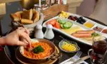 Ce să nu mănânci niciodată la all inclusive! Riscurile la care te expui, potrivit nutriționistului