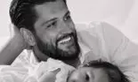 Au apărut primele imagini cu mama fetiței lui Cezar Ouatu. Cum a fost filmată Teodora la botezul fiicei sale, Serena Maria