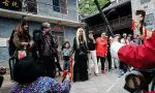 Raluca Bădulescu, apariție excentrică la „Asia Express' 2026. Reacția lui Maurice Munteanu. „Zici că pleca la Miss Venezuela'