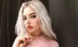 „Era să mor după complicațiile injecțiilor în buze”, spune o celebră influenceriță