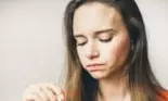 S-a îmbolnăvit de cancer cervical la 24 de ani. Care au fost simptomele