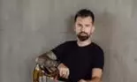 Cum apare Florin Ristei alături de iubita lui, Naomi Hedman, în cel mai recent videoclip. „Te rog să nu-mi frângi aripile'