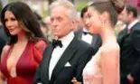 Michael Douglas numit „fosilă” după ce a fost văzut alături de fiica sa