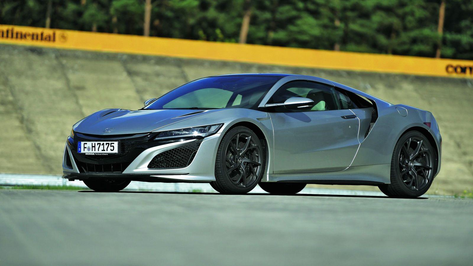 NSX vs GTR