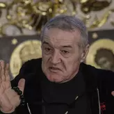 Suma colosală scoasă din buzunar de Gigi Becali: motivul incredibil pentru care a cărat milioanele în sacoșă până la mănăstirile de pe Muntele Athos