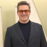 Jon Hamm și Zoey Deutch joacă împreună în comedia „Gail Daughtrey – Liber la sex cu vedete”. Când intră filmul în cinematografe