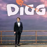 Tom Cruise a avut o viață complet diferită înainte de Hollywood. Cum făcea bani în New York