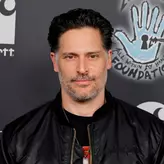 Joe Manganiello a vorbit despre boala care i-a pus viața în pericol. Actorul s-a luptat ani întregi cu o afecțiune rară