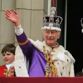 Regele Charles a făcut publică felicitarea oficială de Crăciun. Cum arată suveranul în noul portret regal