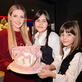 Carolina, fiica cea mare a Alinei Sorescu, a împlinit 12 ani. „Mă uimești în fiecare zi” - Mesajul emoționant al cântăreței