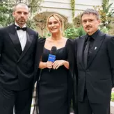 Andreea Esca și Sebastian Stan, apariție de revistă la Cannes 2026! Mărturisirea intimă a vedetei despre copiii ei, Alexia și Aris, după ce a văzut „Fjord”