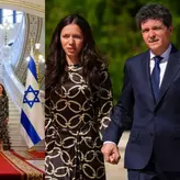 Mirabela Grădinaru, apariție elegantă la Cotroceni. Ținuta aleasă alături de Nicușor Dan a atras atenția