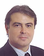 Cine-este-Adrian-Cioroianu-