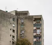 Amendă de până la 10.000 lei pentru românii care locuiesc la bloc. Greșeala aparent banală care te poate costa scump