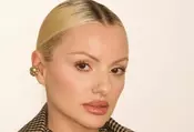 elle