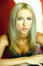 Andreea Bălan înainte de operațiile estetice (1)