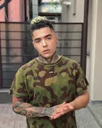 Lino Golden a fost împușcat, pe scenă, cu un pistol cu bile