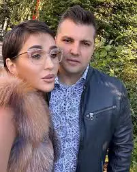 dana roba beni8