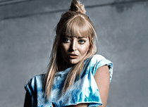 Delia va cânta în deschiderea concertului lui Robbie Williams de la București