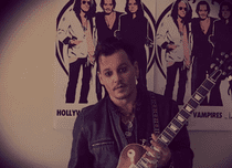 Johnny Depp transmite un mesaj video românilor